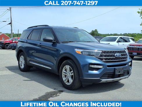 Used 2020 Ford Explorer XLT w/ Equipment Group 202A AWD/4WD image 3