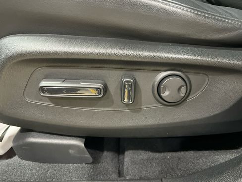 Used 2023 Honda CR-V EX-L image 21