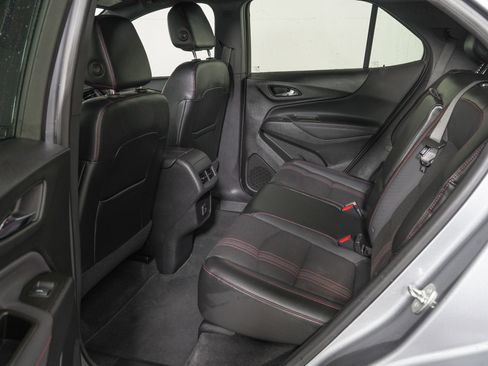 Used 2023 Chevrolet Equinox RS image 13