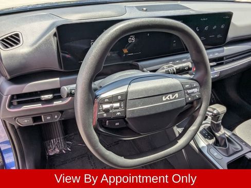 Used 2025 Kia K4 FWD image 19