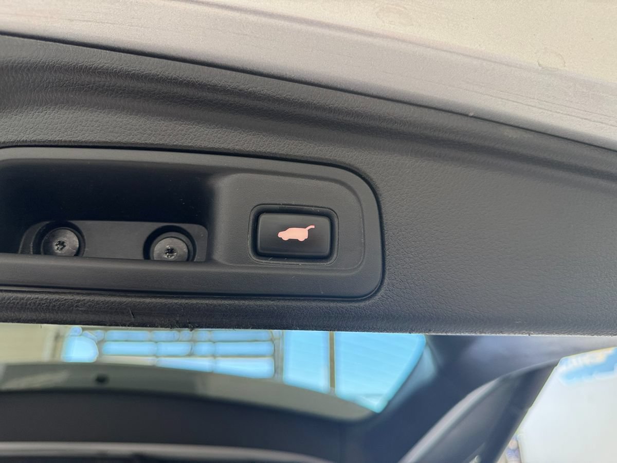 Used 2017 Honda Pilot Touring image 55