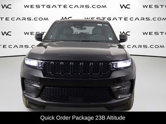 Used 2025 Jeep Grand Cherokee Altitude AWD/4WD video 2