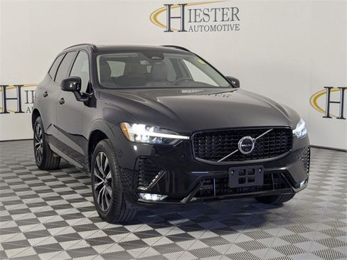 Used 2025 Volvo XC60 B5 Plus image 2