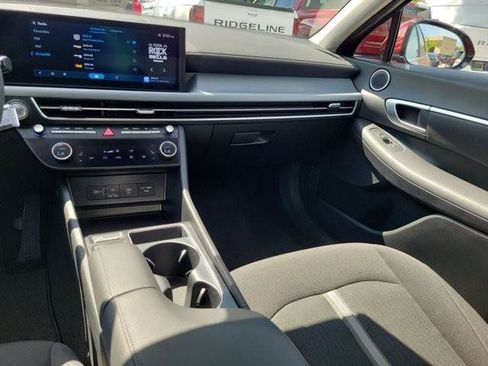 Certified 2024 Hyundai Sonata SEL FWD image 16