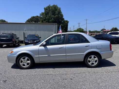 Used 2002 MAZDA Protege FWD image 3