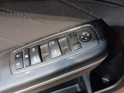 Used 2023 Dodge Charger SXT image 21