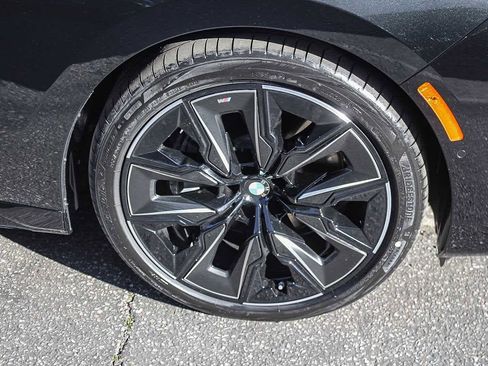 New 2026 BMW 740i w/ Premium Package image 8