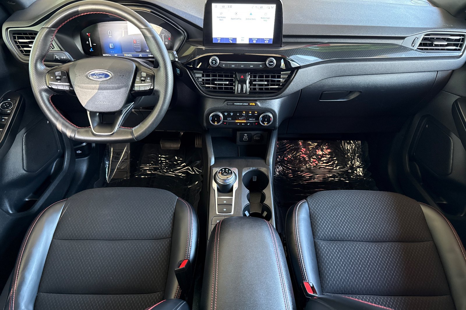 Used 2025 Ford Escape ST-Line Select AWD/4WD image 13