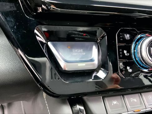 Used 2026 GMC Sierra 1500 AT4X image 32