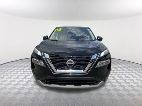 Used 2023 Nissan Rogue SV FWD image 2