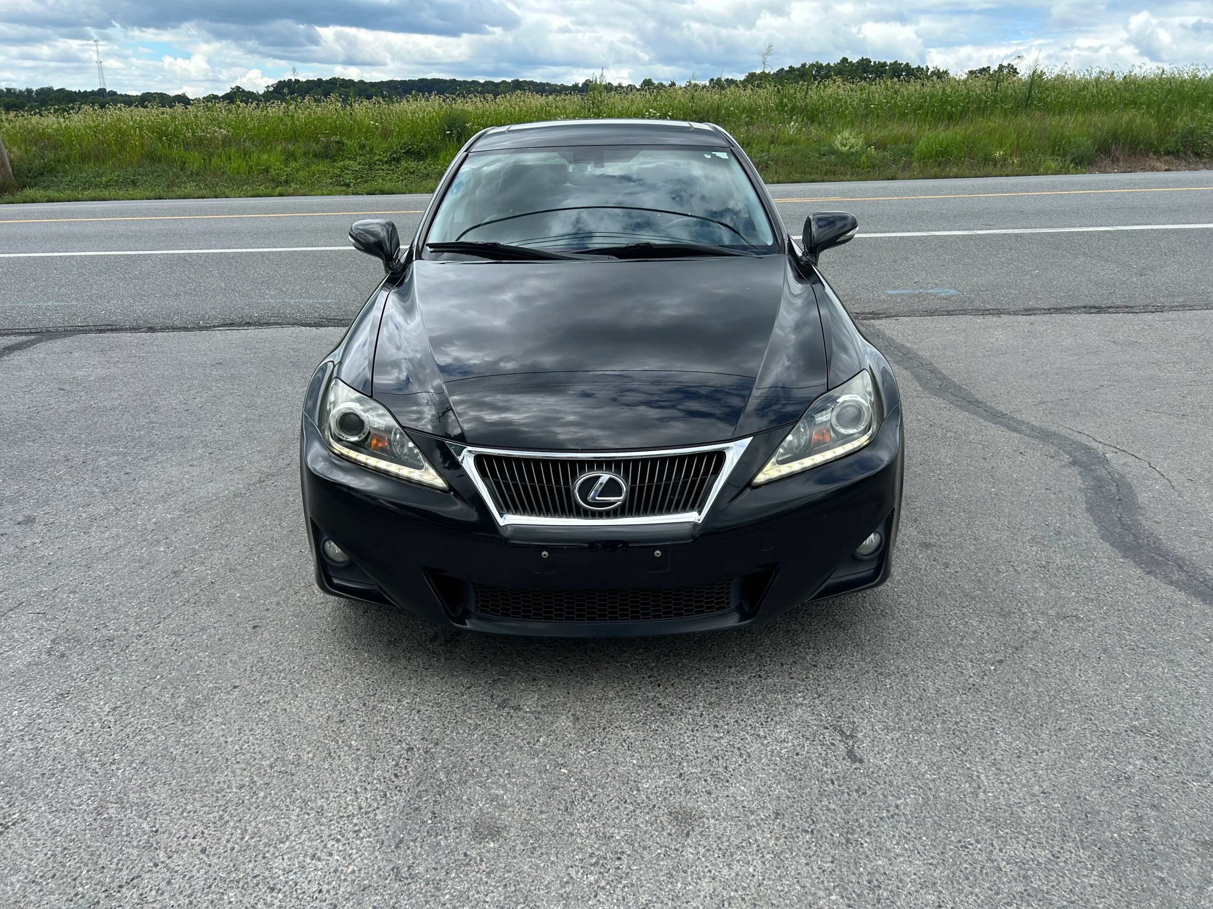 Used 2011 Lexus IS 250 AWD w/ Luxury Plus Value Edition image 4
