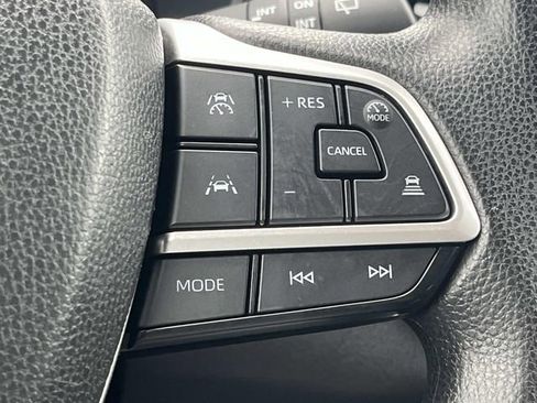 Used 2025 Toyota Grand Highlander FWD image 36