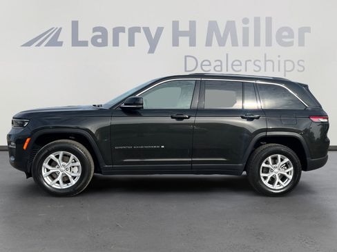 Certified 2024 Jeep Grand Cherokee Limited image 2