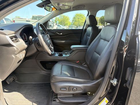 Used 2020 GMC Acadia SLT FWD image 16