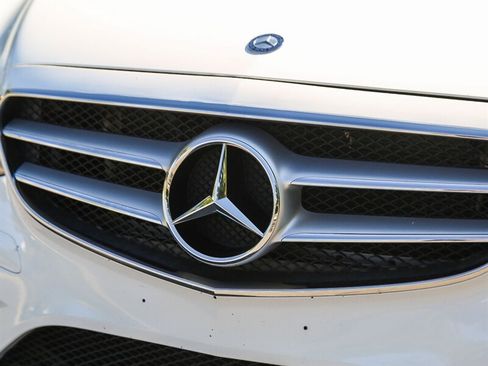 Used 2015 Mercedes-Benz E 350 Sedan image 10