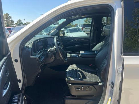 Used 2024 Cadillac Escalade Sport Platinum AWD/4WD image 26
