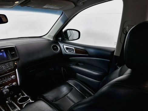 Used 2016 Nissan Pathfinder Platinum AWD/4WD image 27