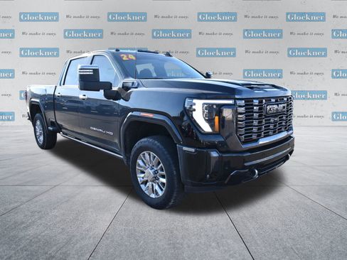 Used 2024 GMC Sierra 2500 Denali Ultimate image 3