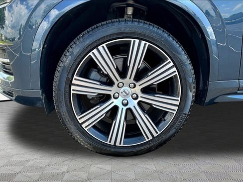 Used 2025 Volvo XC90 T8 Core w/ Protection Package Premier AWD/4WD image 35