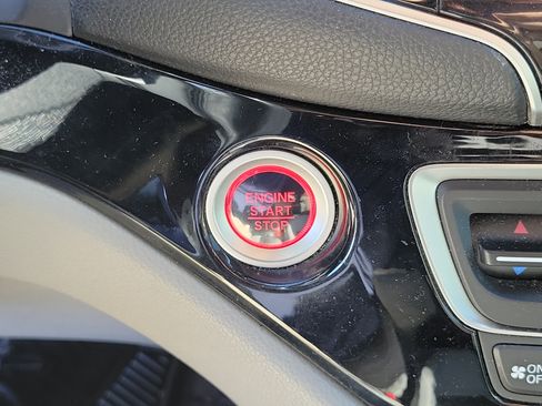 Used 2020 Honda Pilot Elite image 31