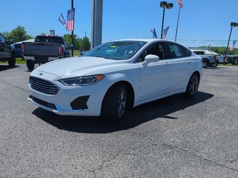 Used 2019 Ford Fusion SEL FWD image 5