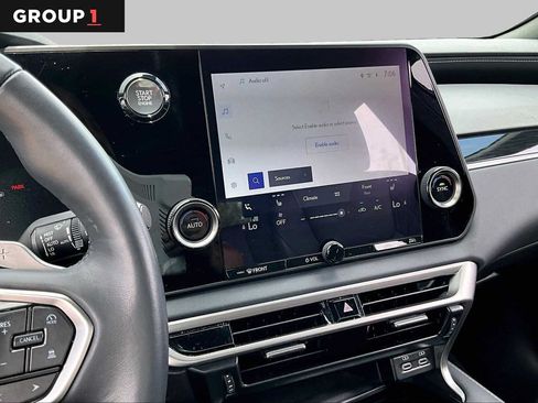 Used 2024 Lexus RX 350 FWD w/ Technology Package image 6