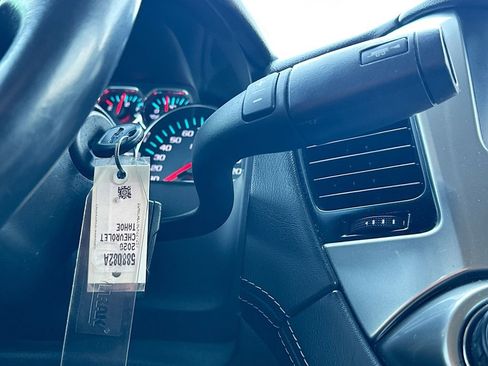 Used 2020 Chevrolet Tahoe LS w/ Enhanced Driver Alert Package image 22