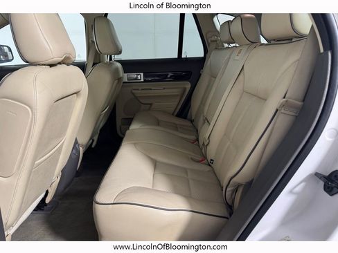 Used 2010 Lincoln MKX AWD image 27