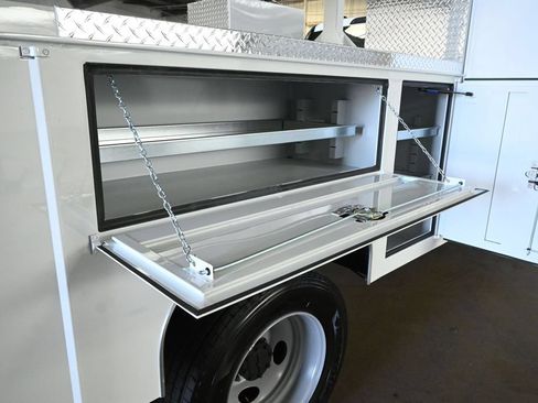 New 2026 Ford F600 2WD Regular Cab Super Duty w/ XL Chrome Package image 31