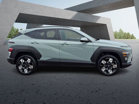 Used 2024 Hyundai Kona SEL AWD/4WD image 7