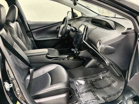 Certified 2022 Toyota Prius Prime Limited image 29