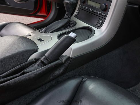 Used 2005 Chevrolet Corvette Convertible w/ Preferred Equipment Group image 35