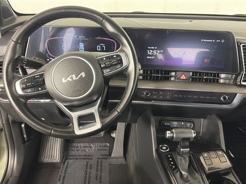 Certified 2023 Kia Sportage X-Line image 3