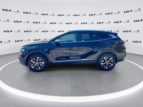 Used 2023 Kia Sportage EX AWD/4WD image 5