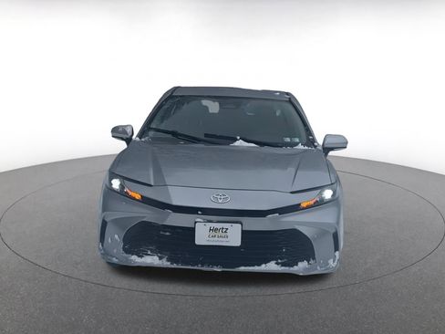 Used 2025 Toyota Camry LE image 16