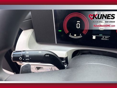 Used 2025 Hyundai Tucson Blue image 12