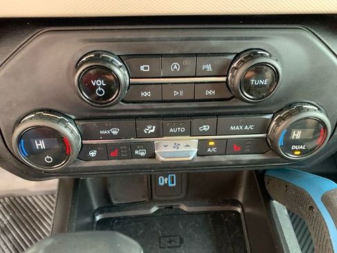 Used 2021 Ford Bronco Wildtrak image 25