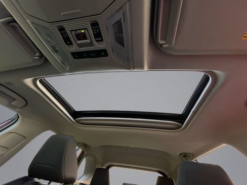 Certified 2025 Toyota RAV4 XLE w/ Convenience Package FWD image 28