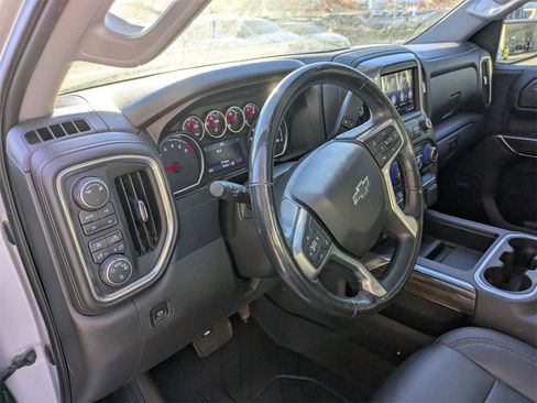 Used 2019 Chevrolet Silverado 1500 RST image 15