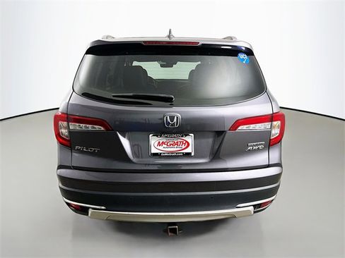 Certified 2019 Honda Pilot Touring image 19