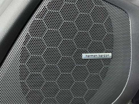 New 2026 Subaru Ascent Limited image 18