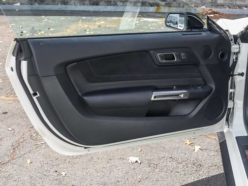 Used 2020 Ford Mustang Shelby GT350R w/ GT350R Equipment Group 920A image 17