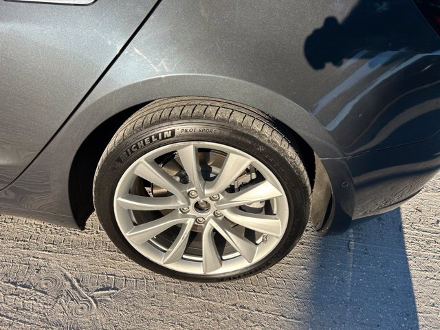 Used 2018 Tesla Model 3 Mid Range RWD image 19