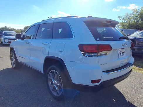 Certified 2021 Jeep Grand Cherokee Limited w/ Premium Lighting Group AWD/4WD image 28