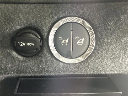 Used 2025 Genesis GV80 2.5T Prestige image 17