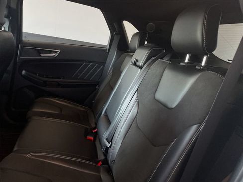Used 2019 Ford Edge ST AWD/4WD image 6