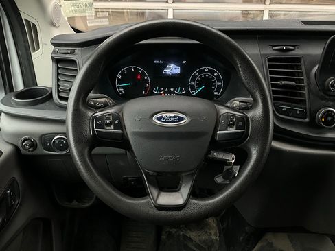 Used 2022 Ford Transit 350 DRW image 24