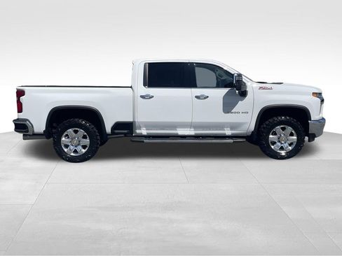 Used 2022 Chevrolet Silverado 3500 LTZ w/ LTZ Convenience Package image 2