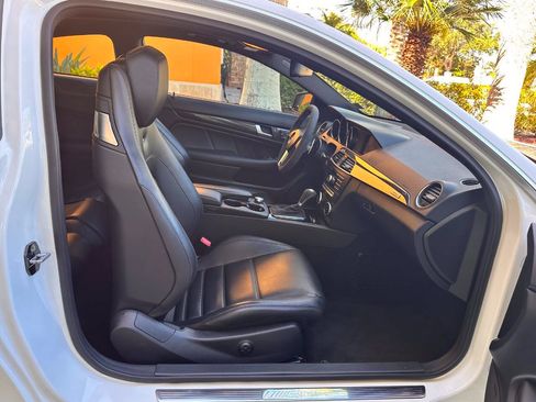 Used 2015 Mercedes-Benz C 63 AMG Coupe image 24