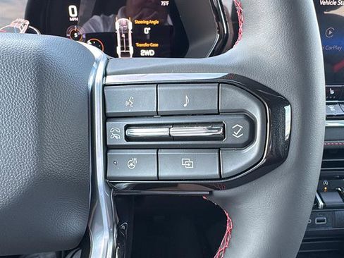 New 2026 Chevrolet Colorado Z71 w/ Technology Package AWD/4WD image 18